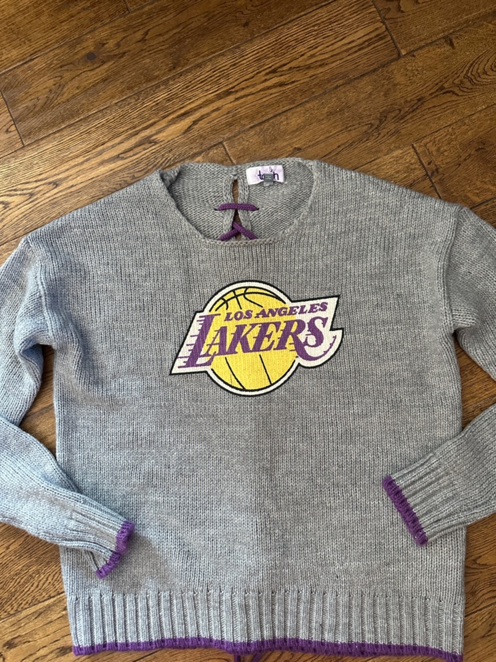 Touch by Alyssa milano los angeles lakers sweater small